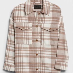 Banana Republic Petite Cozy Plaid Shirt Jacket